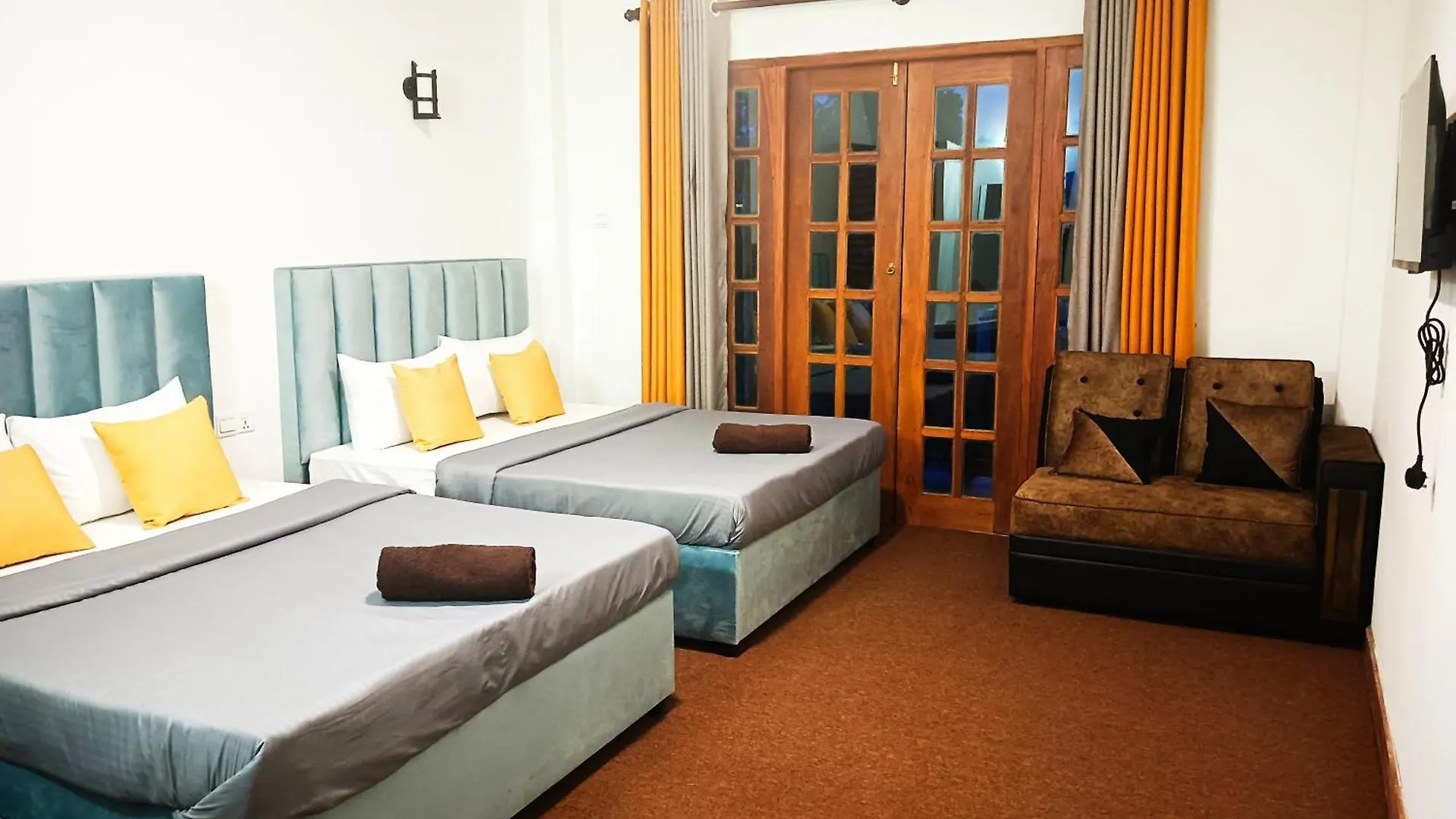 The Blues Chalet Bed & Breakfast Nuwara Eliya